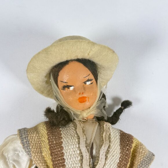 Vintage 1950s Argentine Folk Costume Doll Handmade Traditional Doll Collectible - Picture 3 of 9